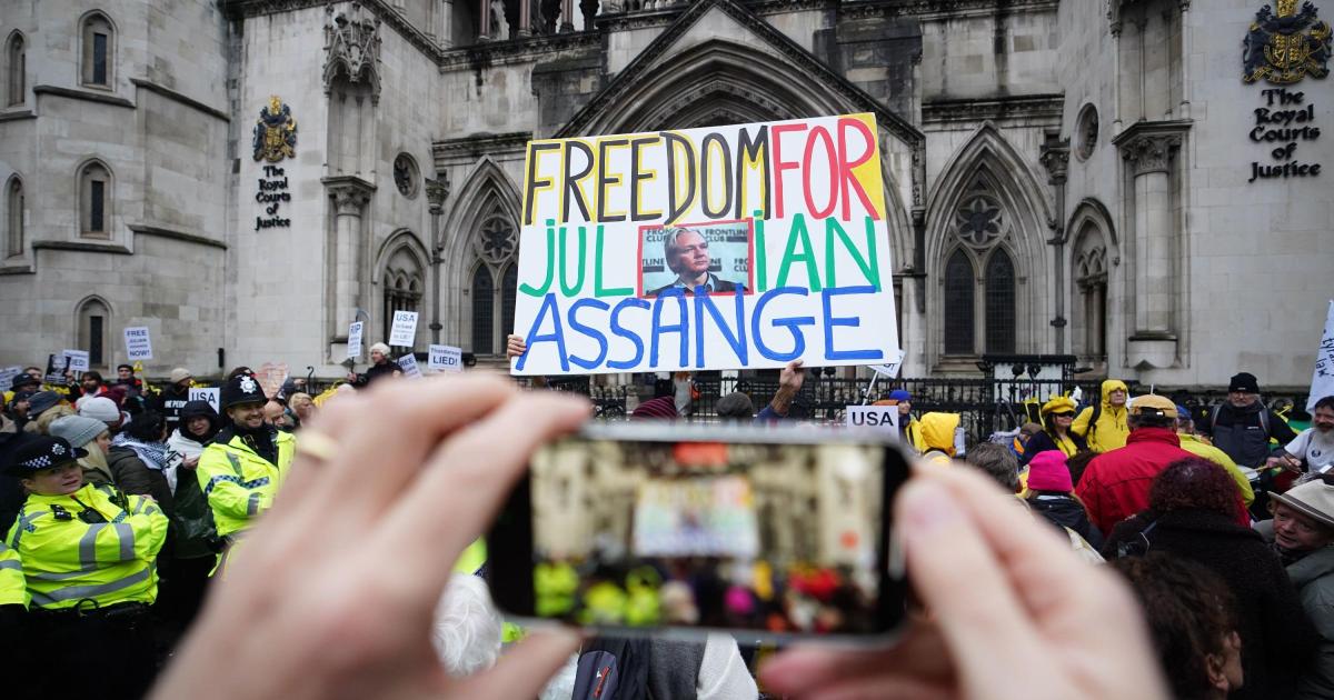 Julian Assange faces wait for decision on whether appeal can go ahead - Vimarsana News